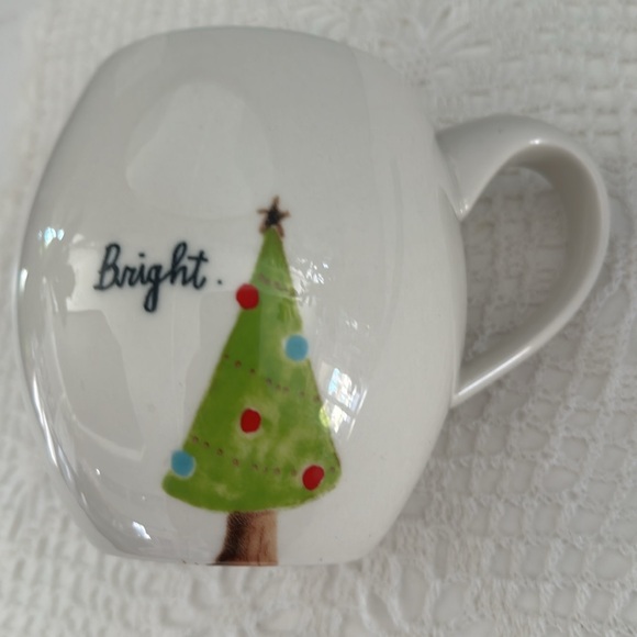 Magenta Ceramic Mug Bright Holiday Christmas Tree - Picture 4 of 8